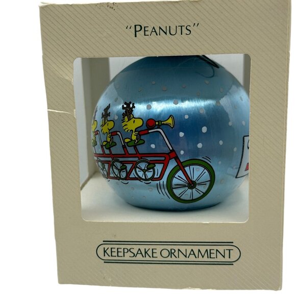 Hallmark Keepsake Ornament Peanuts Snoopy Christmas 1982 Unbreakable Satin Blue - Picture 6 of 10